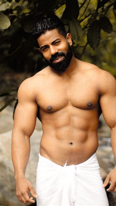 indian naked hunk|DesiGayz